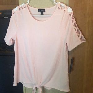 Woman’s lace top